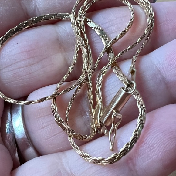 14K YELLOW GOLD FLAT SNAKE STYLE CHAIN NECKLACE UNISEX HALLMARKED APRX 15.5”LONG - Picture 7 of 16